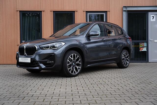 BMW X1 sDrive 20i | Sport Line | 19 inch