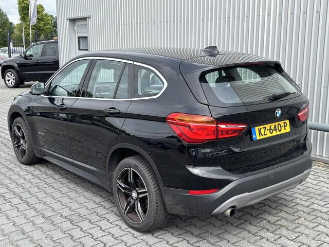 BMW X1 sDrive18i Centennial Executive*NAVI*SPORTSTOEL*ECC