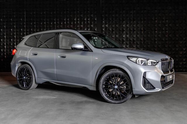 BMW X1 xDrive30e |Pano | Trekh.|Memo |, 20"| H/K | Topv | Ad. Li. | HUD |