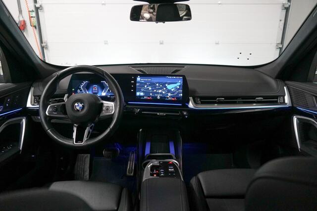 BMW X1 sDrive18i M-Sport | Elektr. Trekhaak | Camera | Comfort Access