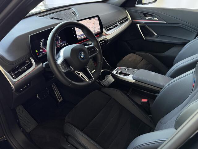 BMW X1 XDRIVE 25E M-SPORT LED ELEK.KLEP NAVI STOELVERW M-SHADOW LINE CARPLAY/ANDROID ZWARTE.HEMEL PHEV PLUG IN HYBRID AWD 4X4 4WD
