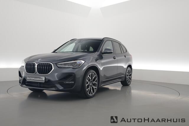 BMW X1 xDrive25e Sport line | Navi | Harman Kardon | Camera | Stoelverw. | 19'' | Elek. Achterklep