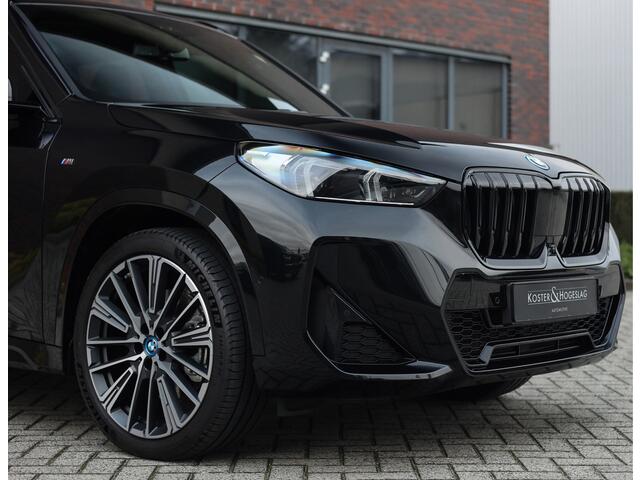 BMW X1 30e xDrive | Pano - HUD - Trekhaak