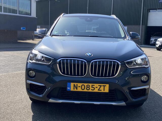 BMW X1 sDrive20i TREKHAAK | ELEK. KOFFER | LEDER | RIJKLAAR INCL. 12 MND. BOVAGGARANTIE