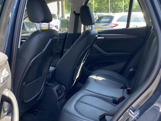 BMW X1 sDrive20i TREKHAAK | ELEK. KOFFER | LEDER | RIJKLAAR INCL. 12 MND. BOVAGGARANTIE