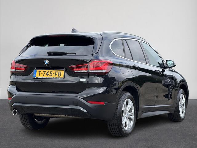 BMW X1 sDrive18i High Executive | Automaat | Cruise | Camera | Navi | Stoelverwarming | Clima ( Vesteging - Vianen )