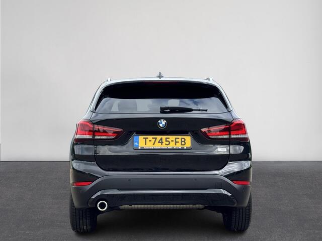 BMW X1 sDrive18i High Executive | Automaat | Cruise | Camera | Navi | Stoelverwarming | Clima ( Vesteging - Vianen )