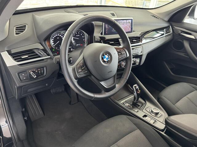 BMW X1 sDrive18i High Executive | Automaat | Cruise | Camera | Navi | Stoelverwarming | Clima ( Vesteging - Vianen )