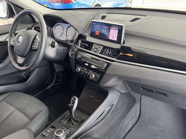 BMW X1 sDrive18i High Executive | Automaat | Cruise | Camera | Navi | Stoelverwarming | Clima ( Vesteging - Vianen )