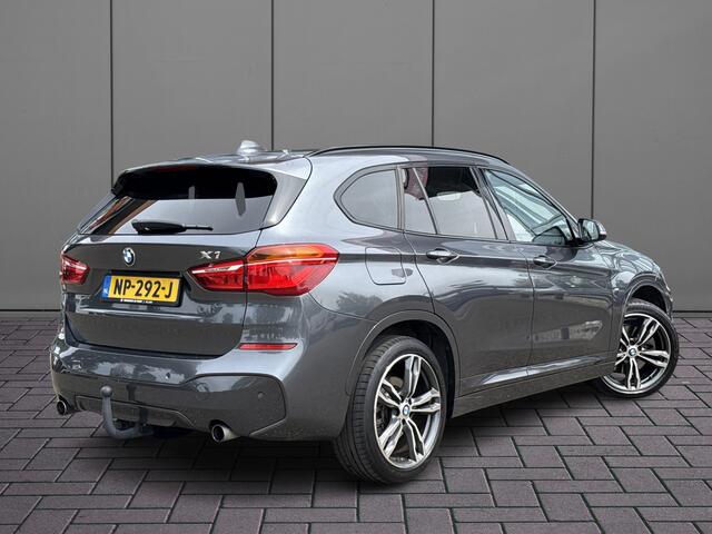 BMW X1 sDrive20i High Executive M-Sport | 1e Eig | Dealer OH | Head-up | Trekhaak | Leder