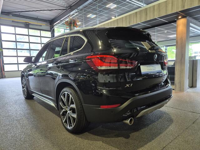 BMW X1 xDrive25e High Executive X-Line Volleder | Camera | Groot scherm | LED | Dealeronderh.