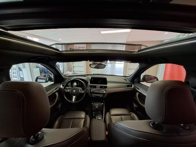 BMW X1 sDrive20i VDL Nedcar Edition High Executive, Panorama dak, Trekh