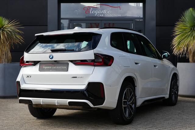 BMW X1 xDrive25e M Sport 220pk Navigatie/Stoelverwarming/Camera