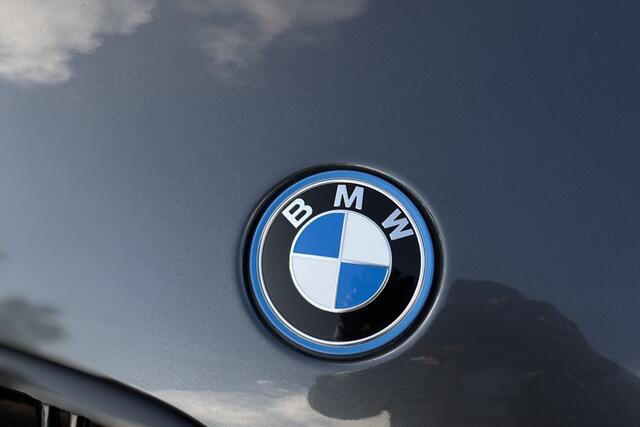 BMW X1 xDrive25e | LED | PDC V+A | DAB | Privacy Glas | Apple Carplay | El.A.klep | 36.000KM