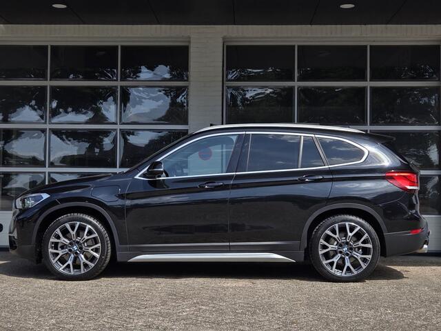 BMW X1 xDrive25e X LINE | ADAPT. CRUISE CONTROL | PANORAMA | LEDER | SPORTSTOELEN | KEYLESS | CAMERA |