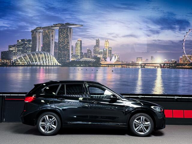BMW X1 sDrive18i High Executive LED|M-Pakket|Camera|