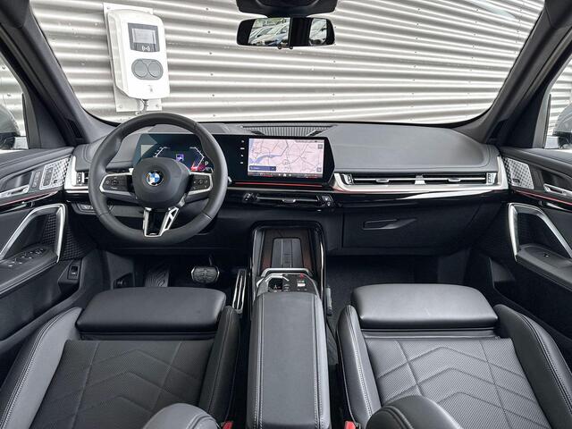 BMW X1 sDrive18i M Sportpakket Pro / Innovation Pack / Travel Pack / Comfort Pack
