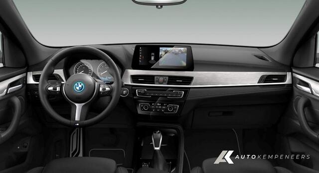 BMW X1 25e xDrive M Sport | Stoelverwarming | Trekhaak | Camera | Hifi-audio | Head-Up | Stuurwielverwarming | 19' inch |
