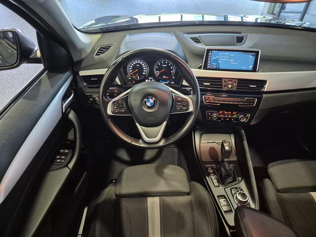 BMW X1 xDrive25e Executive Panorama | Trekhaak | CarPlay | Groot scherm | Stoelverwarming