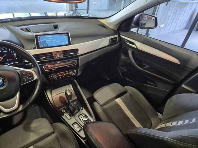 BMW X1 xDrive25e Executive Panorama | Trekhaak | CarPlay | Groot scherm | Stoelverwarming