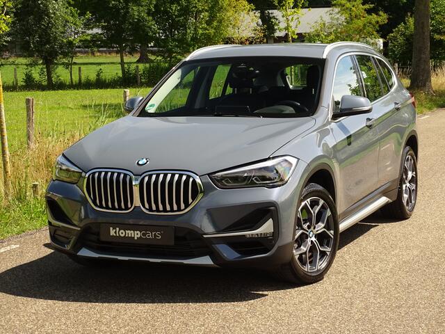 BMW X1 sDrive20i X-Line | HUD | NAV-prof | Leer | 18inch | Eleksp. | Stoelverw.
