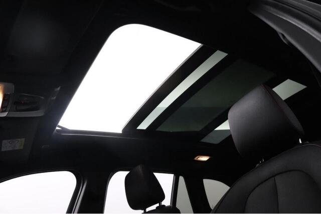 BMW X1 sDrive18i High Executive | Leder | Panoramadak | Camera |