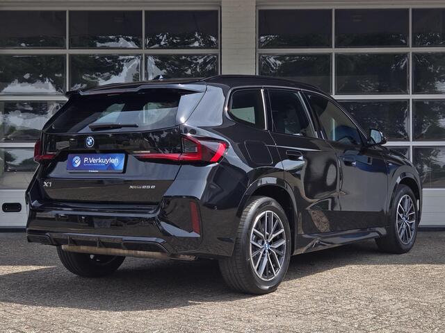 BMW X1 xDrive25e M SPORT | KEYLESS ENTRY | CAMERA | STOELVERWARMING | APPLE CARPLAY |