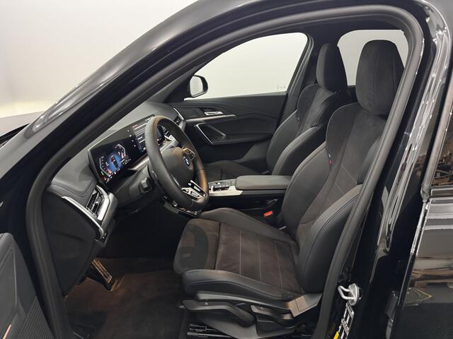 BMW X1 xDrive25e M Sport Half leder, Camera, Navi, Keyless start, Virtual desk, Stoelverwarming, Elektrische achterklep, 3 jaar garantie