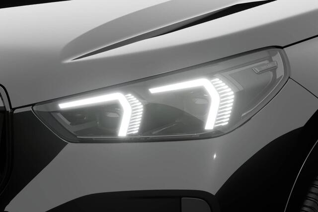 BMW X1 xDrive23i | M Sport Pro | Innovation Pack | Travel Pack | Trekhaak | Harman Kardon