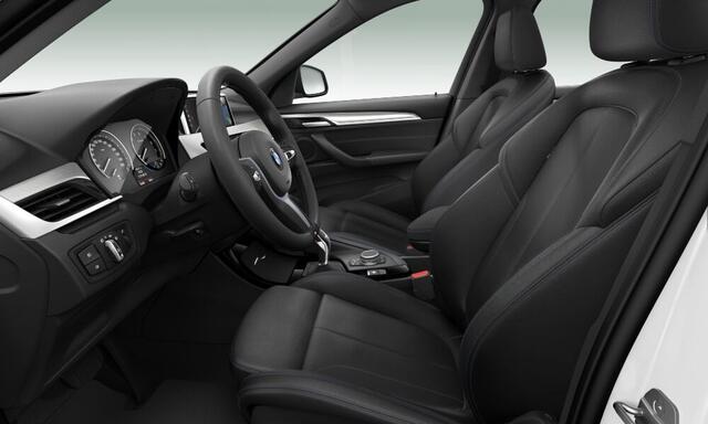 BMW X1 xDrive20i M-Sport - Pano - Memoryzetel - Camera - Head-Up - Navi Plus