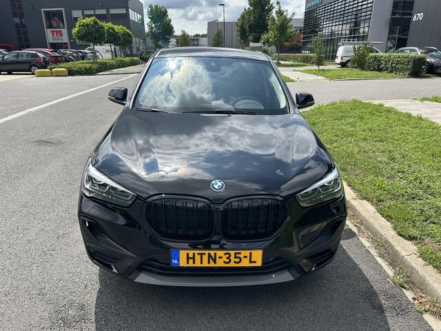 BMW X1 xDrive25e Exec Sportstoel, Navi, Camera, LED, Trekhaak