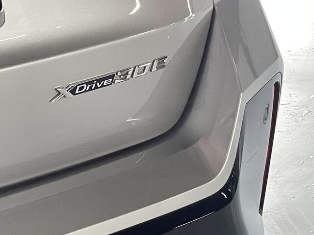 BMW X1 xDrive30e M Sport Innovation Pano Dak Head UP / Harman Kardon / Trekhaak / 7800 KM !!