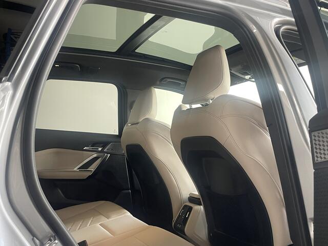 BMW X1 xDrive30e M Sport Innovation Pano Dak Head UP / Harman Kardon / Trekhaak / 7800 KM !!