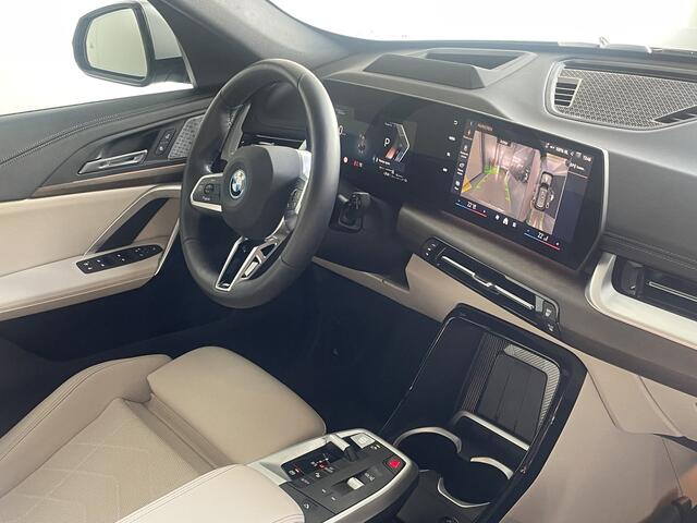 BMW X1 xDrive30e M Sport Innovation Pano Dak Head UP / Harman Kardon / Trekhaak / 7800 KM !!
