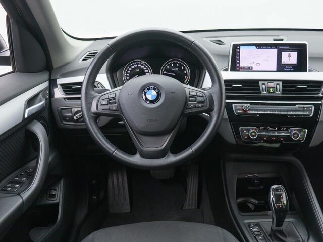 BMW X1 xDrive20i | El. memorystoel | El. A.klep | Stoelverwarming | Nav