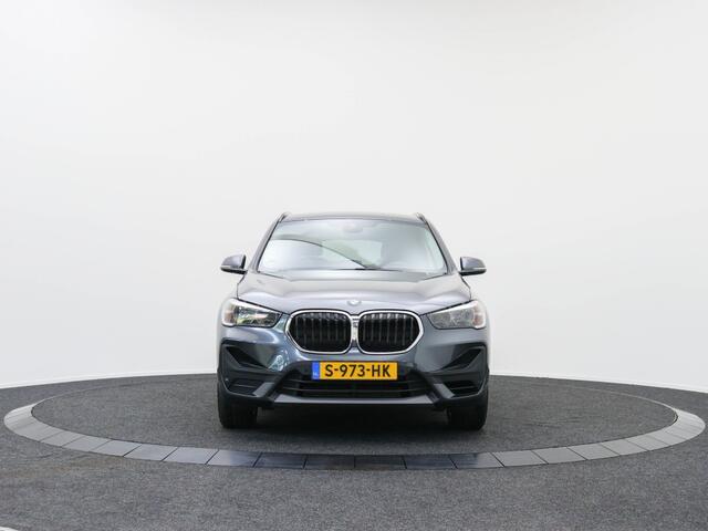 BMW X1 xDrive20i | El. memorystoel | El. A.klep | Stoelverwarming | Nav