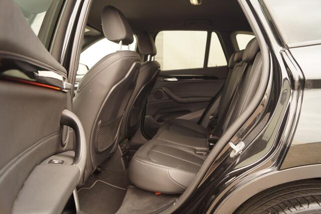 BMW X1 sDrive20i 192pk Automaat Edition -LEER-ECC-CAM-