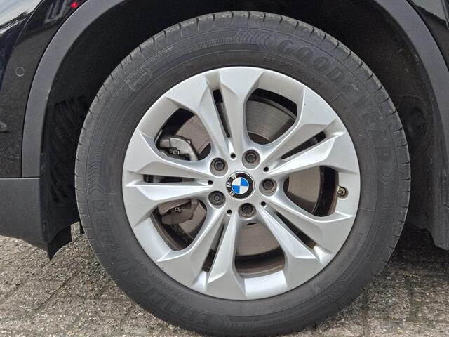 BMW X1 xDrive25e eDrive Edition | LEDER | HEAD UP | ELEKTR. KOFFERKLEP | TREKHAAK | CAMERA | LED KOPLAMPEN |