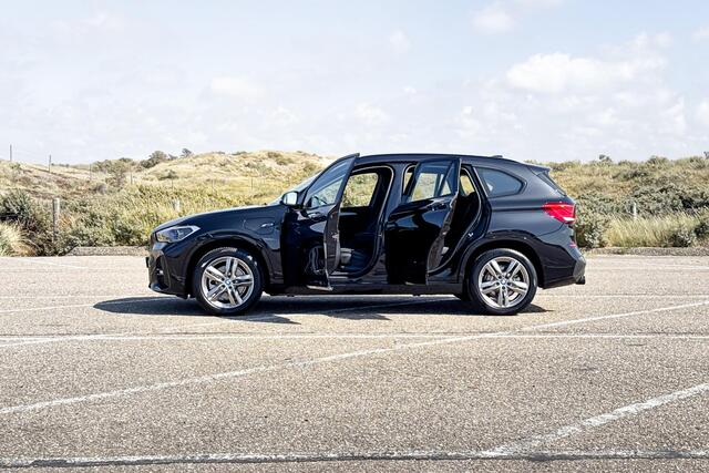 BMW X1 xDrive25e | M Sport | Head-up Display | Stoelverwarming |