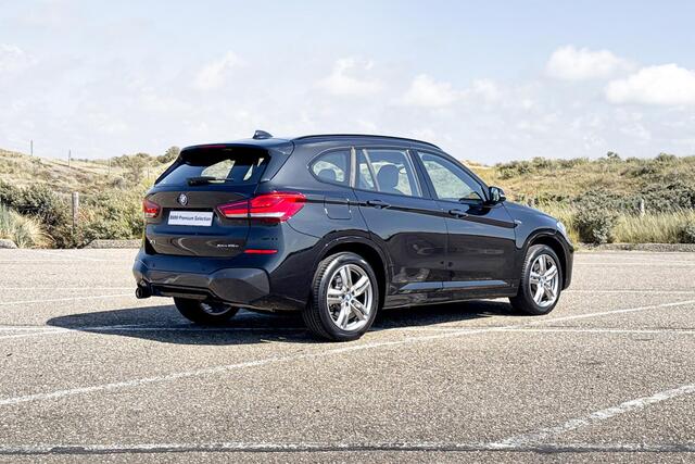 BMW X1 xDrive25e | M Sport | Head-up Display | Stoelverwarming |