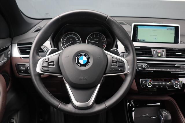 BMW X1 sDrive20i Centennial Executive Pano, Head-up, Trekhaak