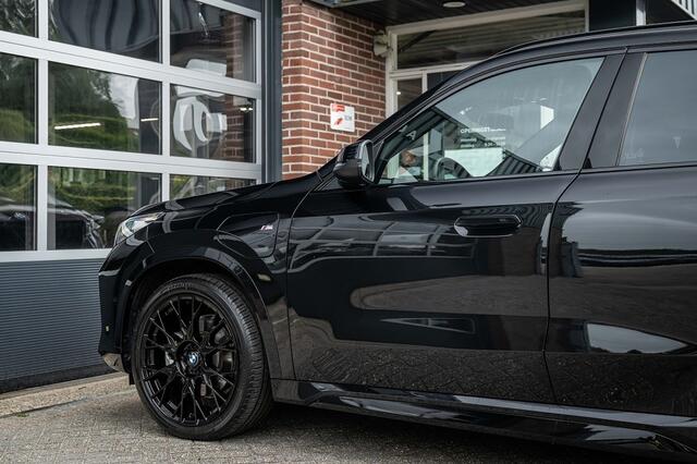 BMW X1 25e xDrive M Sport | Shadow | Driving Ass. Plus | Camera | Adapt. Led | Stoelverwarming | 20 Inch |