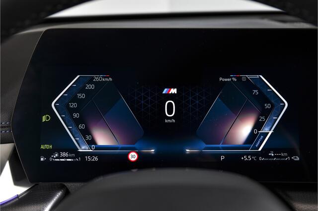 BMW X1 135 PK xDrive25e M-Sport | M Sportpakket | Premium Pack | Dig. Cockpit | Adapt. Cruise | PDC | Camera | NAV + App. Connect | ECC | Elek. Klep | LM 18" | 5688
