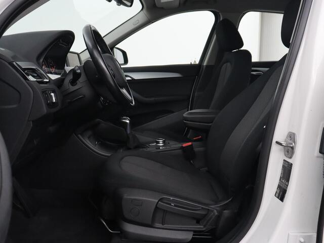 BMW X1 sDrive20i Centennial Executive | Adaptive cruise | Full LED | Navigatie | Climate control | Parkeerhulp | Bluetooth