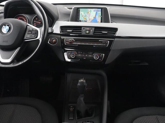 BMW X1 sDrive20i Centennial Executive | Adaptive cruise | Full LED | Navigatie | Climate control | Parkeerhulp | Bluetooth