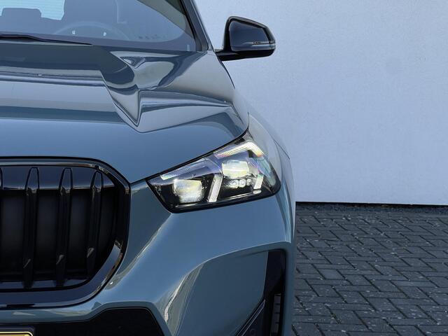 BMW X1 sDrive20i | M-Sportpakket | M-Sport Pro | 20inch | Adaptieve Led Lampen