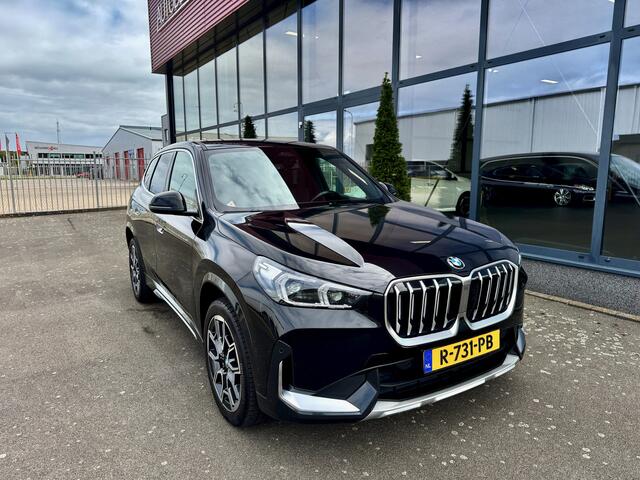 BMW X1 sDrive18i Executive X-Line M-sport pakket