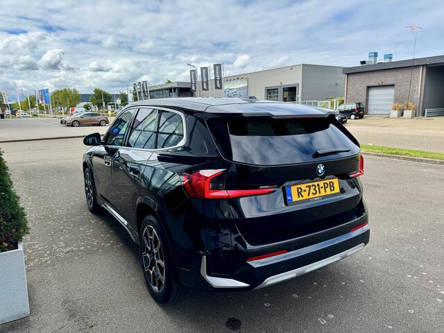 BMW X1 sDrive18i Executive X-Line M-sport pakket