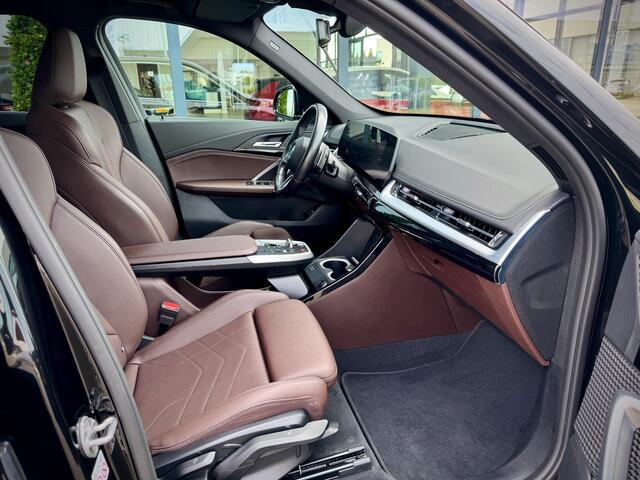 BMW X1 sDrive18i Executive X-Line M-sport pakket