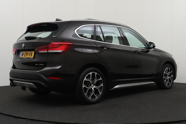 BMW X1 xDrive25e M-Sport Pano-dak Camera Leder 18' LMV Head-up Display